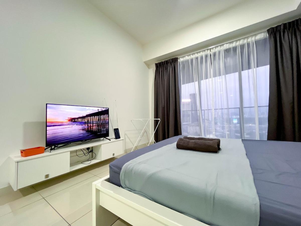 Continew Residences Trx Lux Pool View Kuala Lumpur Eksteriør billede